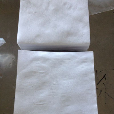 Estabilizador de apoio de bordados não tecidos com algodão e viscose reciclados