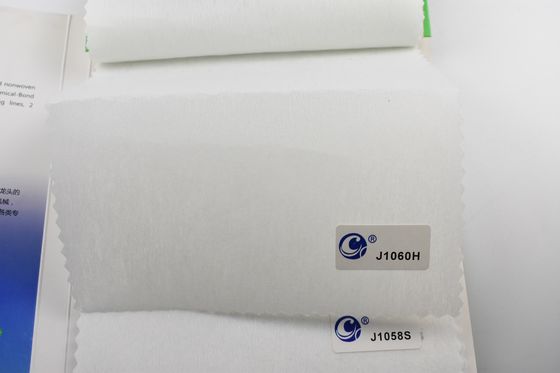 Tecido não tecido de 100% poliéster de bordados suaves para vestuário com interface de fusão