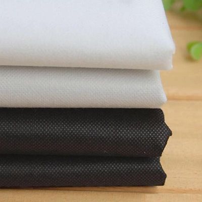 Interlining de cetim não tecido para enrolar tricô dentro branco preto cinza